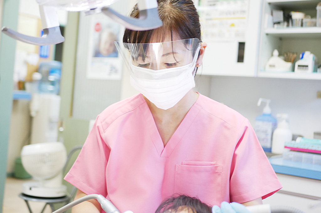 虫歯や歯周病を予防するための施術